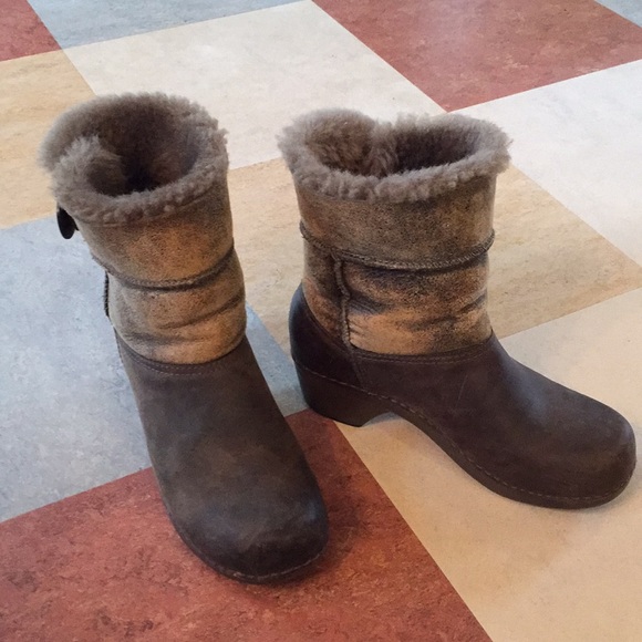 dansko shearling boots